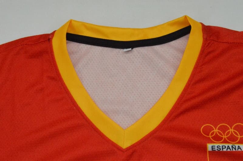 Thailand Quality(AAA) 1992 Spain Home Olympia Retro Soccer Jersey