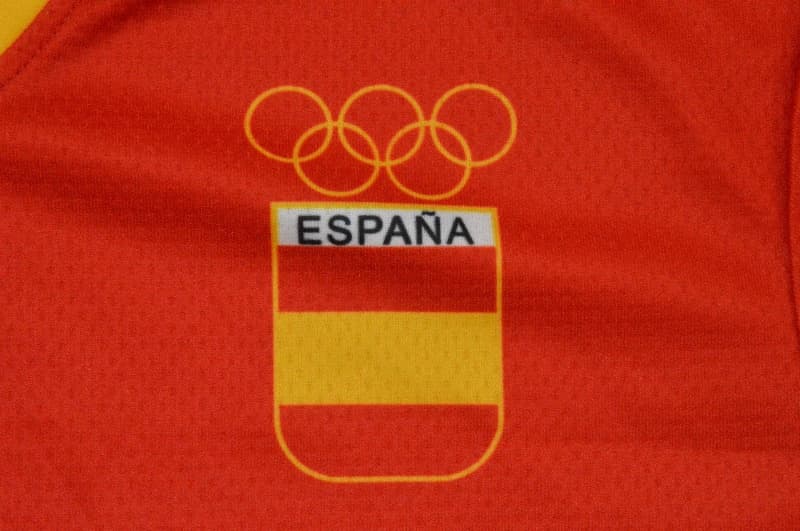 Thailand Quality(AAA) 1992 Spain Home Olympia Retro Soccer Jersey