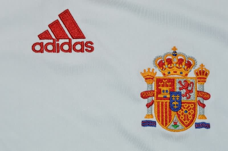Thailand Quality(AAA) 2006 Spain Away Retro Soccer Jersey