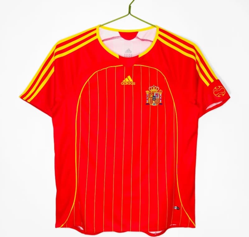 Thailand Quality(AAA) 2006 Spain Home Retro Soccer Jersey
