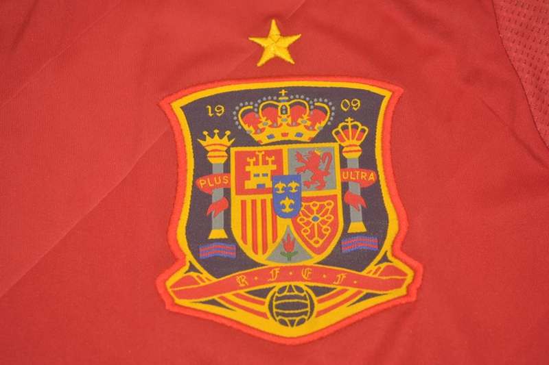 Thailand Quality(AAA) 2012 Spain Home Retro Soccer Jersey