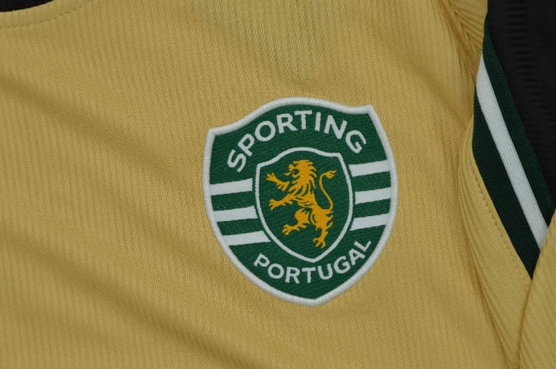 Thailand Quality(AAA) 2003/04 Sporting Lisbon Away Retro Soccer Jersey