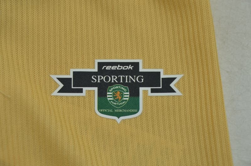 Thailand Quality(AAA) 2003/04 Sporting Lisbon Away Retro Soccer Jersey