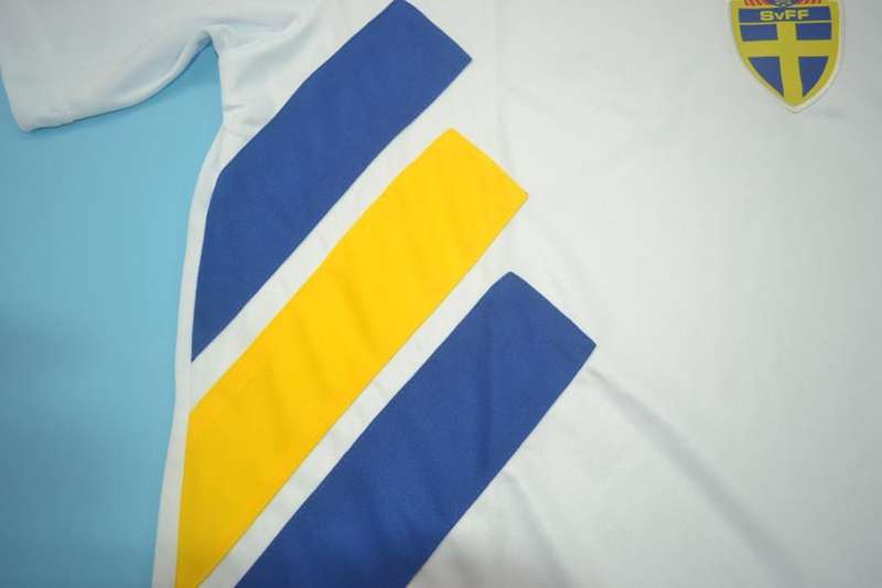 Thailand Quality(AAA) 1994 Sweden Away Retro Soccer Jersey