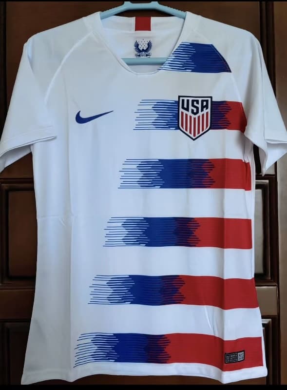 Thailand Quality(AAA) 2018 USA Home Retro Soccer Jersey