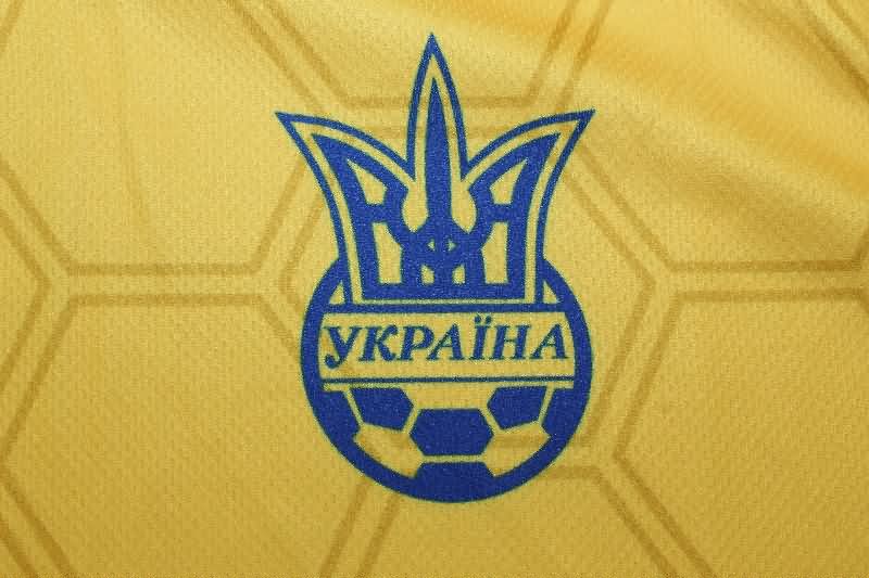 Thailand Quality(AAA) 1998 Ukraine Home Retro Soccer Jersey