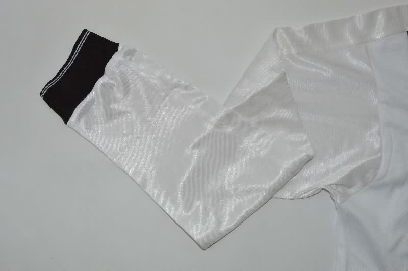 Thailand Quality(AAA) 2000/01 Valencia Home Long Sleeve Retro Soccer Jersey