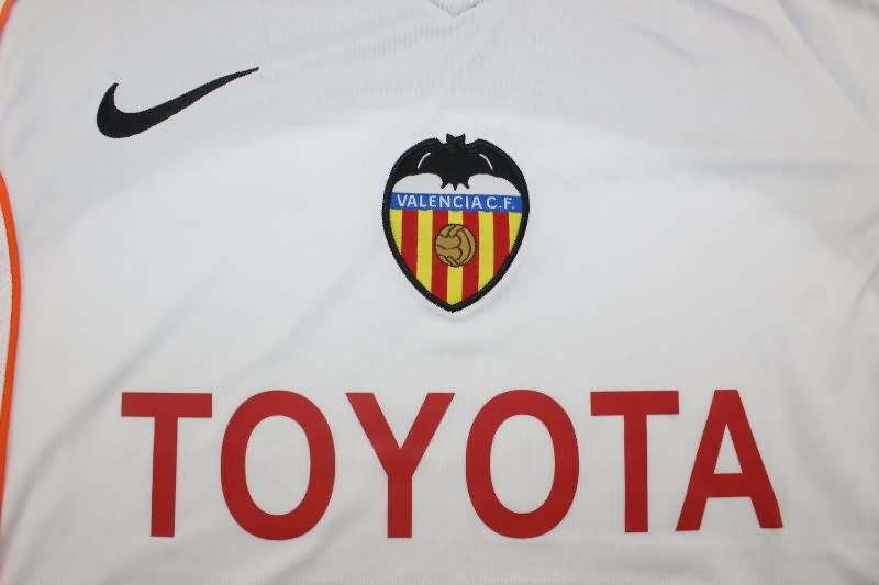 Thailand Quality(AAA) 2004/05 Valencia Home Retro Soccer Jersey