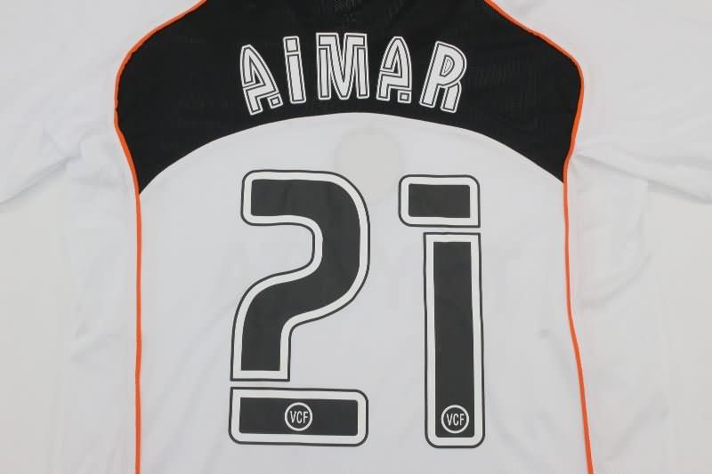 Thailand Quality(AAA) 2004/05 Valencia Home Retro Soccer Jersey