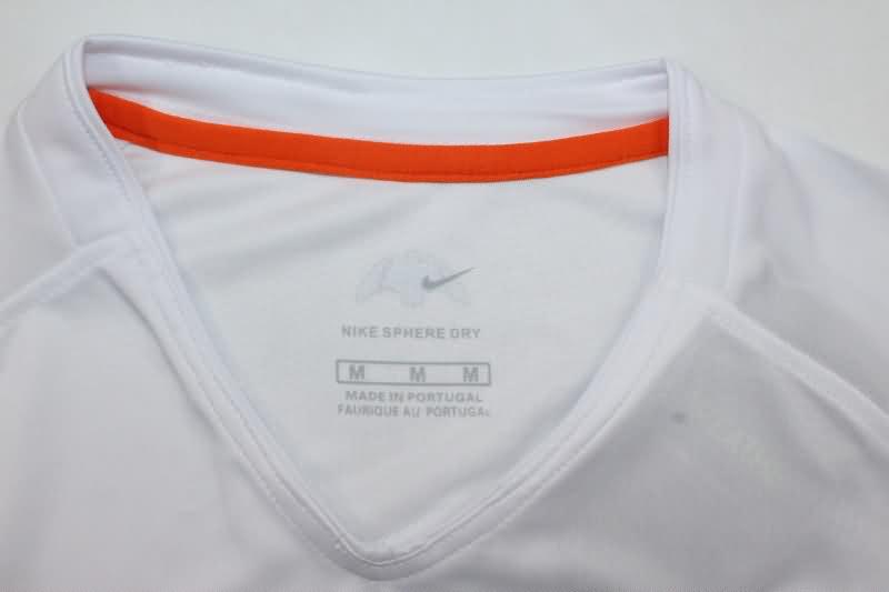 Thailand Quality(AAA) 2006/07 Valencia Home Retro Soccer Jersey