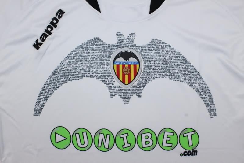 Thailand Quality(AAA) 2009/10 Valencia Home Retro Soccer Jersey