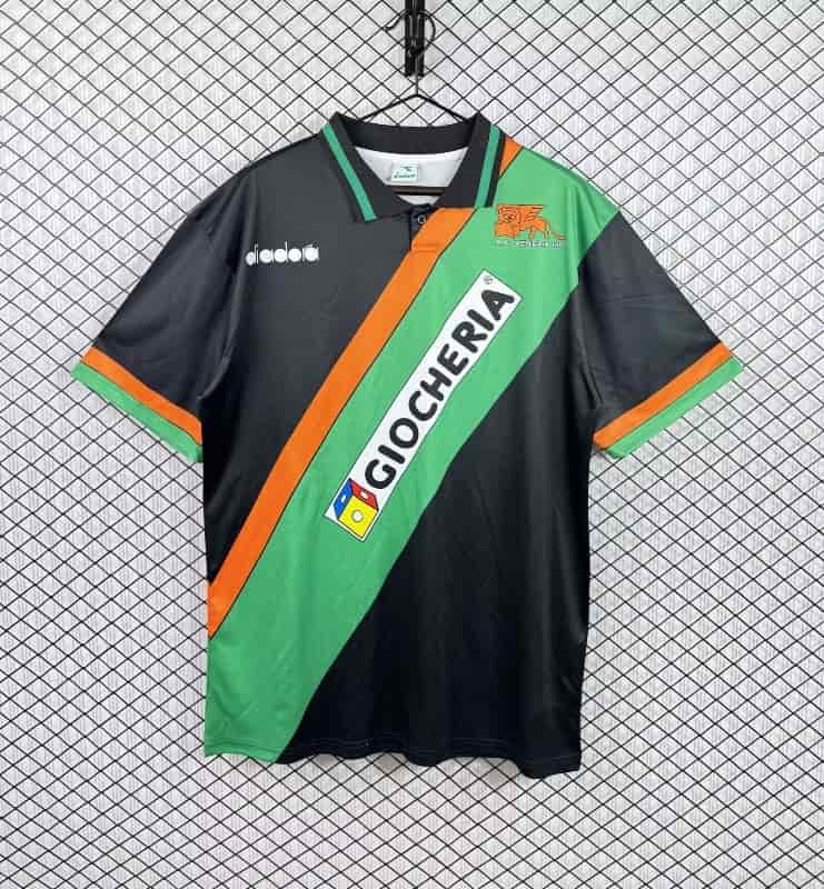 Thailand Quality(AAA) 1992/93 Venezia Home Retro Soccer Jersey