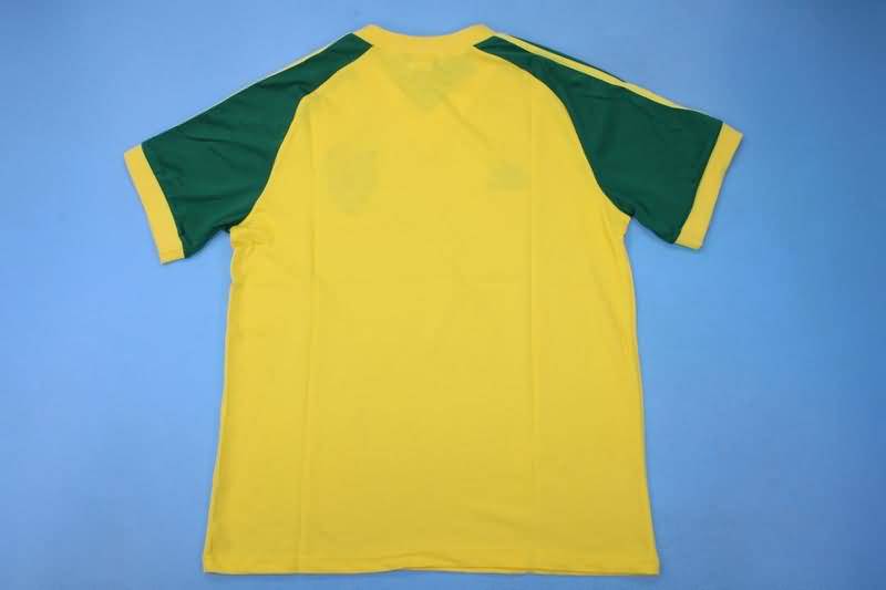 Thailand Quality(AAA) 1982 Wales Away Retro Soccer Jersey