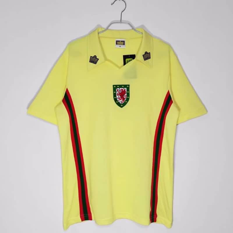 Thailand Quality(AAA) 1976/79 Wales Away Retro Soccer Jersey