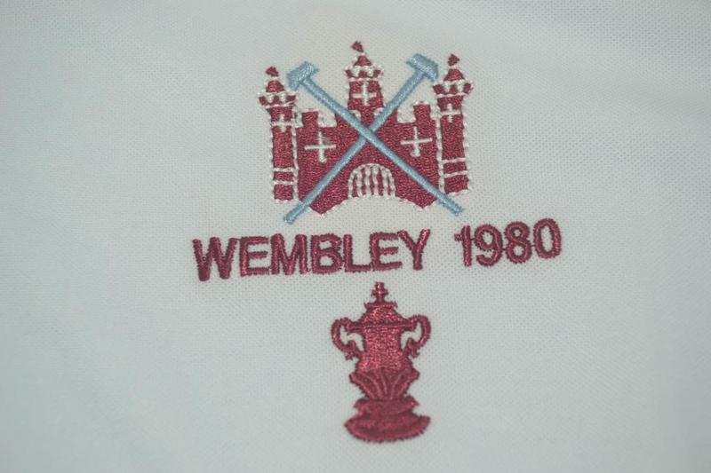 Thailand Quality(AAA) 1980 West Ham Away Retro Soccer Jersey