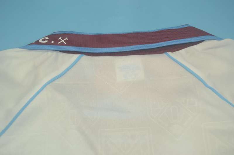 Thailand Quality(AAA) 1991/92 West Ham Third Retro Soccer Jersey