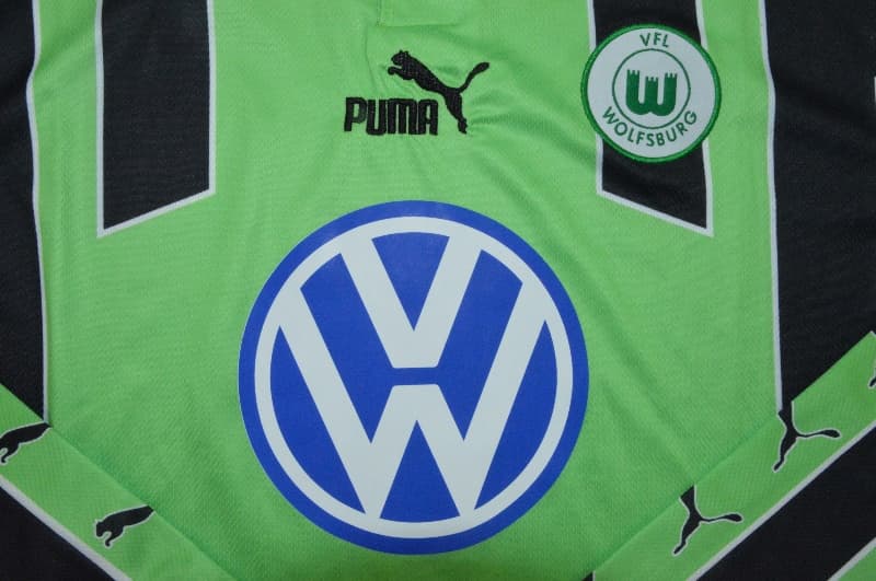 Thailand Quality(AAA) 1999/00 Wolfsburg Away Retro Long Sleeve Soccer Jersey