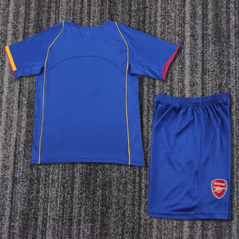 2004/05 Arsenal Away Kids Soccer Jersey And Shorts