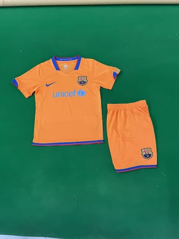 2006/07 Barcelona Away Kids Soccer Jersey And Shorts