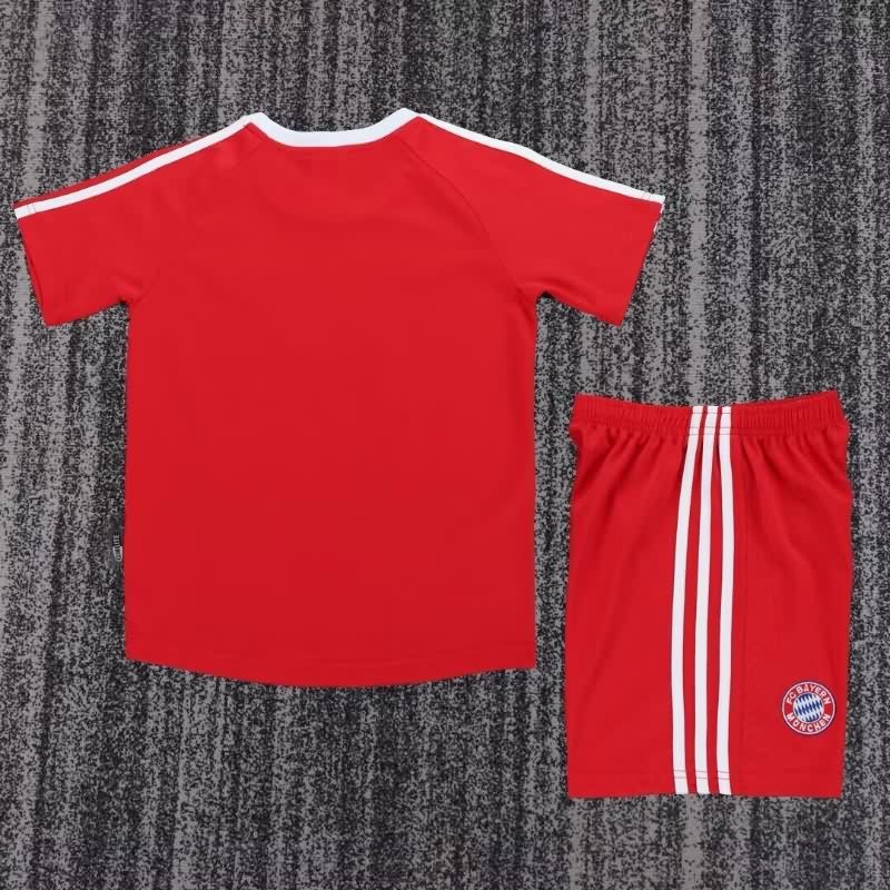 2001/02 Bayern Munich Home Kids Soccer Jersey And Shorts