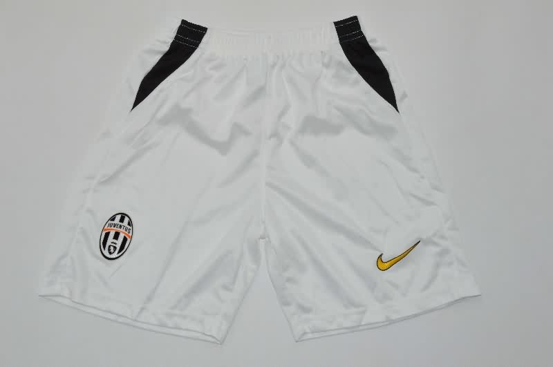2004/05 Juventus Home Kids Soccer Jersey And Shorts