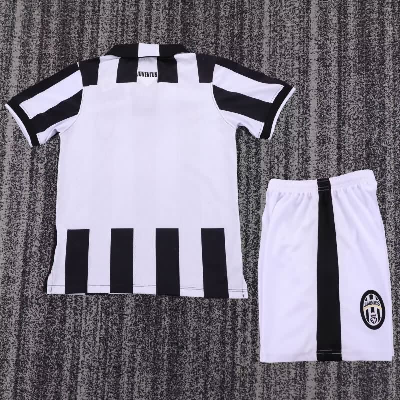 2014/15 Juventus Home Kids Soccer Jersey And Shorts