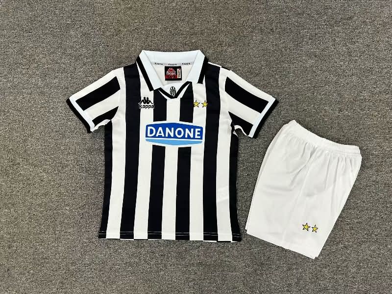 1994/95 Juventus Home Kids Soccer Jersey And Shorts