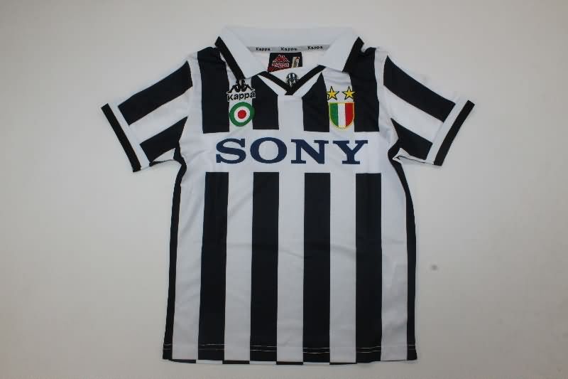 1995/96 Juventus Home Kids Soccer Jersey And Shorts