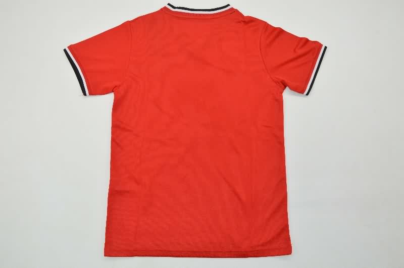 2000/02 Manchester United Home Kids Soccer Jersey And Shorts