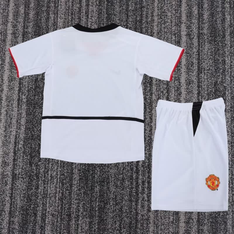 2002/03 Manchester United Away Kids Soccer Jersey And Shorts