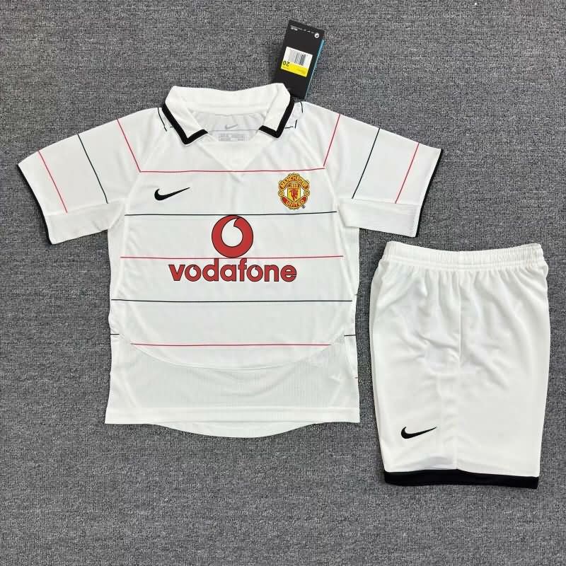 2003/05 Manchester United Away Kids Soccer Jersey And Shorts