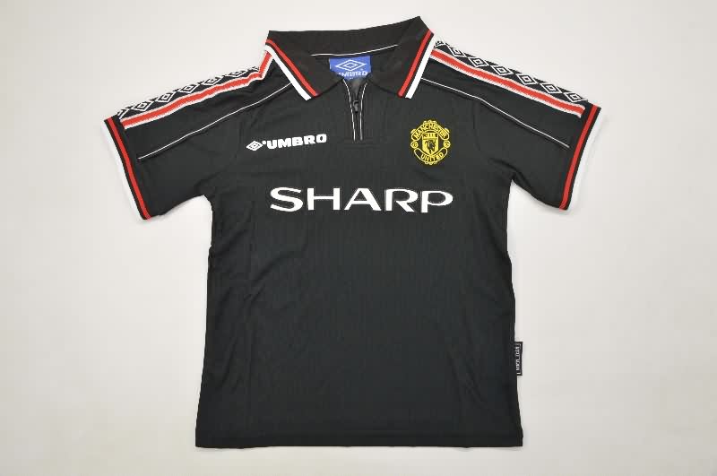 1999 Manchester United Black Kids Soccer Jersey And Shorts