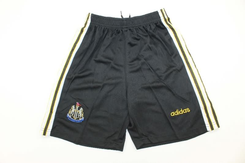1997/99 Newcastle United Home Kids Soccer Jersey And Shorts