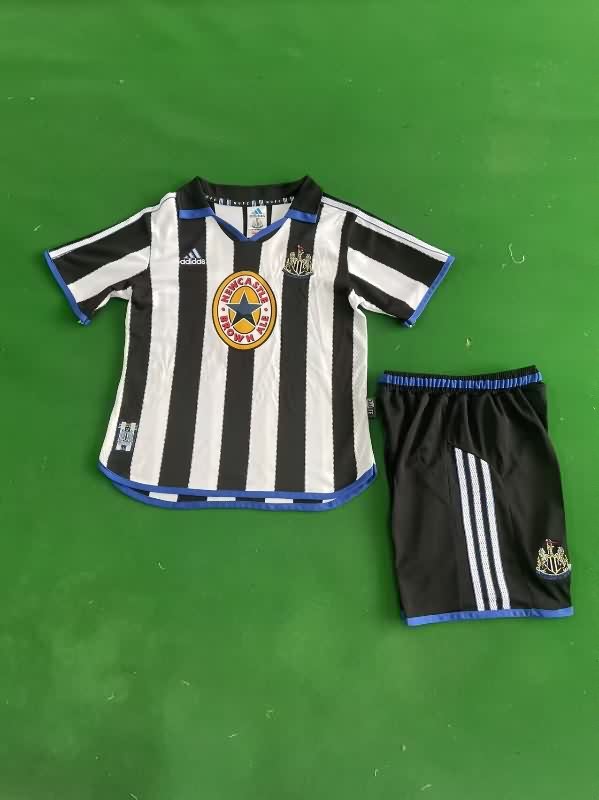 1999/00 Newcastle United Home Kids Soccer Jersey And Shorts 1999/00 Newcastle United Home Kids Soccer Jersey And Shorts